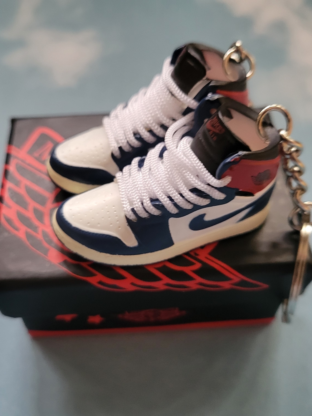 Mini Sneaker Keychain Pair Jordan 1 Retro With Mini Shoebox And Gift Bag